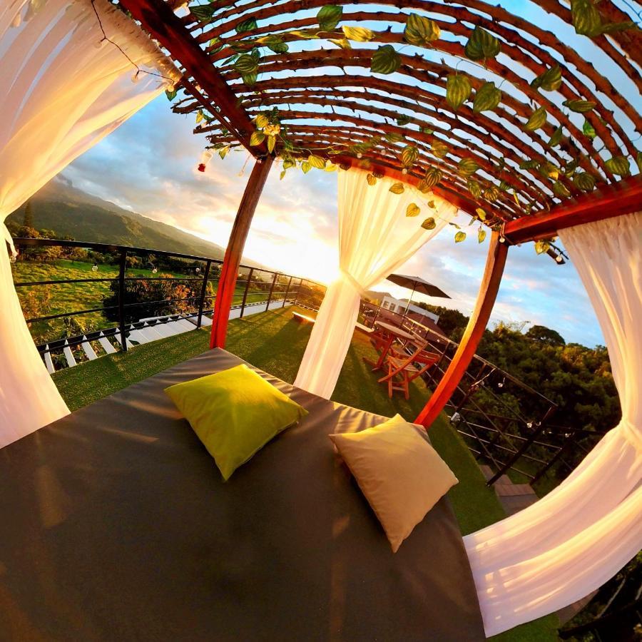 Oasis Glamping Tena Cundinamarca Cerca A Bogota エクステリア 写真