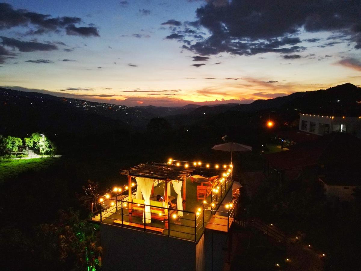 Oasis Glamping Tena Cundinamarca Cerca A Bogota エクステリア 写真